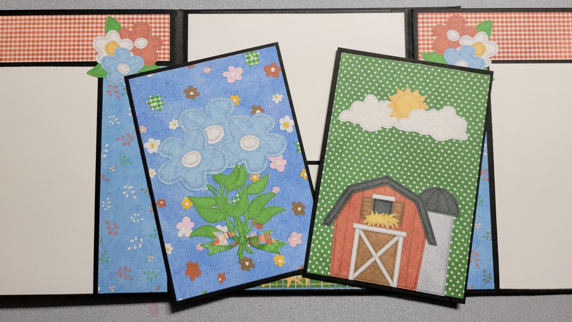 Down on the Farm Photo Album photo mats.