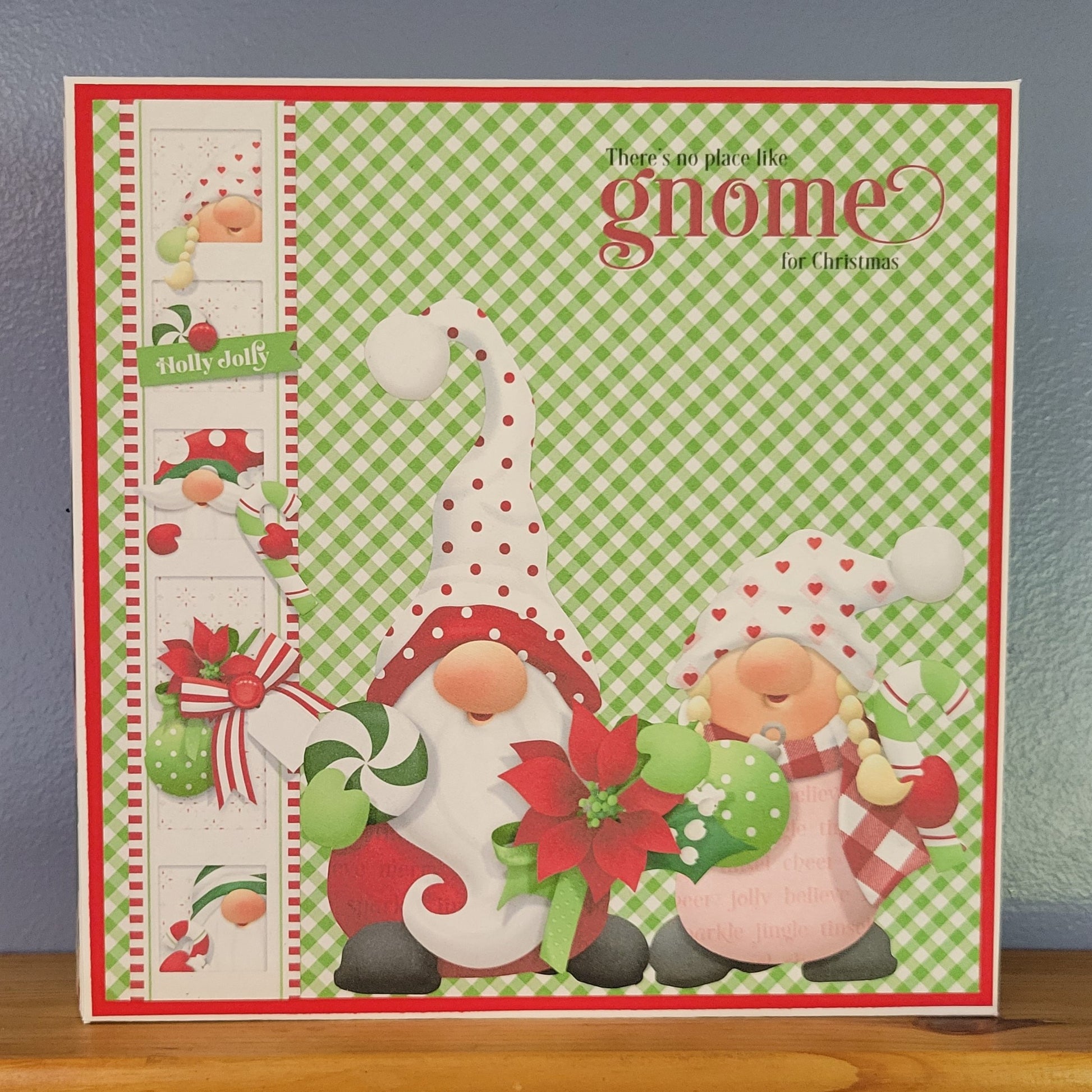 Christmas Gnomes Photo Album – Scrap Happy Moms